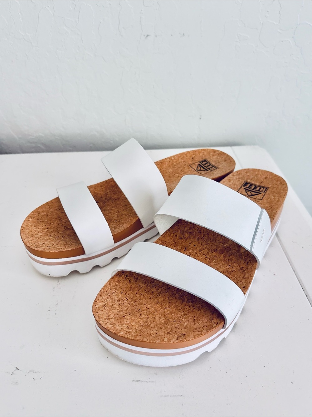 Reef White Cushion Vista Hi Double-Strap Cork Platform Slide Sandals, Sz 9
